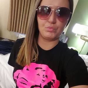 Meet your Posher, Tara